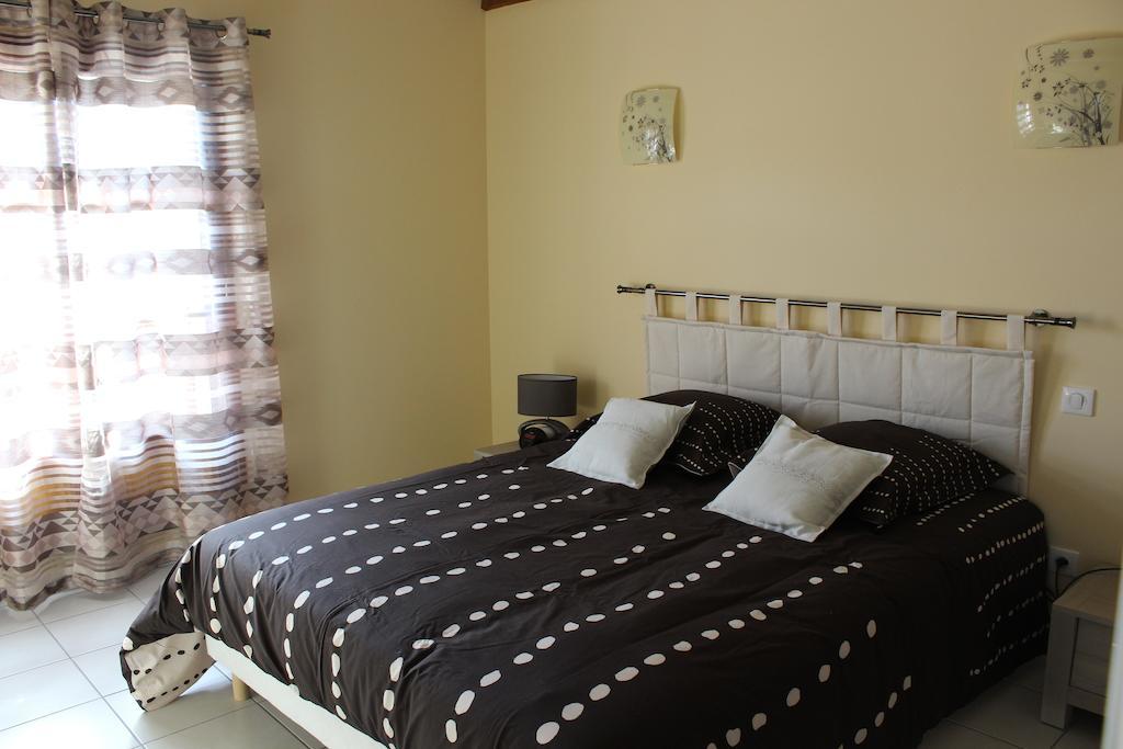 Le Pailler De La Planque Apartment Camplong Ruang foto
